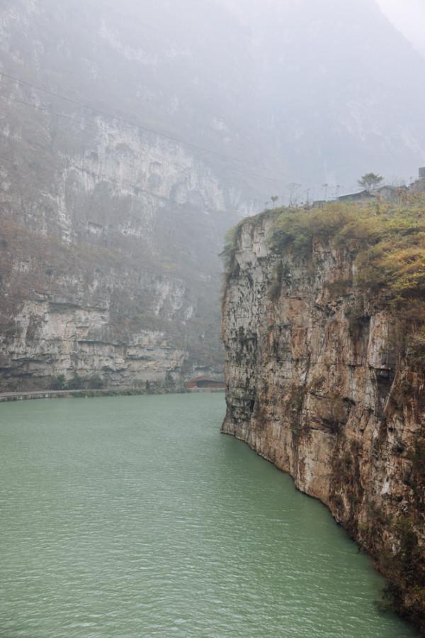 大渡河金口大峽谷，比長江三峽還美的景色，在四川也能看到