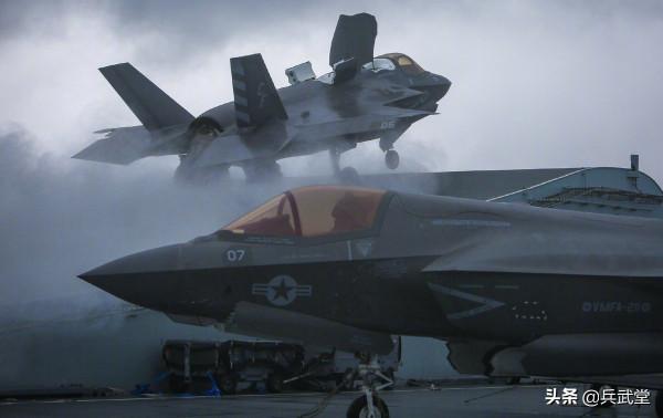 英航母F35B墜毀是低階事故?或忘摘進氣道保護罩,地勤人員大意了 英航母F35B墜毀是低階事故?或忘摘進氣道保護罩,地勤人員大意了