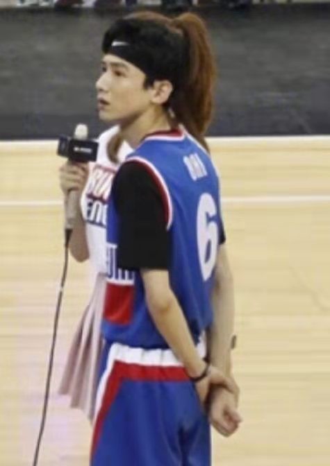 盤點那些明星的錯位照片，這也太搞笑了吧？