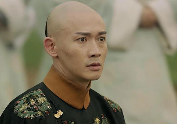 康熙帝有24個兒子,為何要轉位給已經45歲“高齡”的雍正? 康熙帝有24個兒子,為何要轉位給已經45歲“高齡”的雍正?