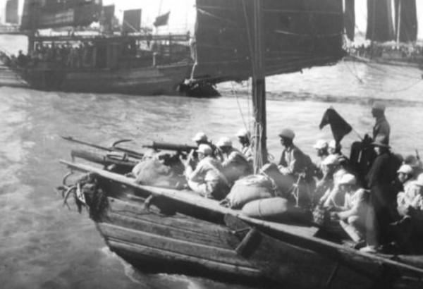 1932年何鍵下令挖毛澤東祖墳,兇手躲在長沙當篾匠,18年後終落網 1932年何鍵下令挖毛澤東祖墳,兇手躲在長沙當篾匠,18年後終落網