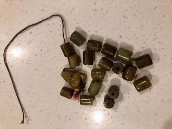 珠串的繩線對文玩的重要性 珠串的繩線對文玩的重要性