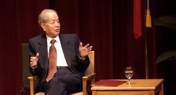 薩達姆稱科威特屬於伊拉克，如同香港屬於中國，錢其琛：完全不同