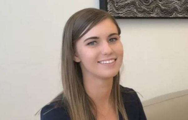 澳大利亞議會成“淫窟”？1/3員工被侵犯欺凌，祈禱室裡玩自拍