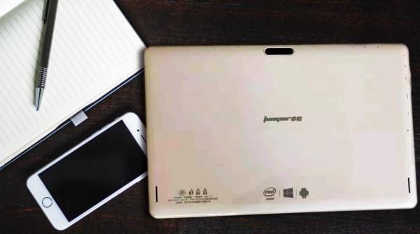 雙系統平板電腦火熱一時,體驗國產中柏4S,亮點設計背後都是坑 雙系統平板電腦火熱一時,體驗國產中柏4S,亮點設計背後都是坑