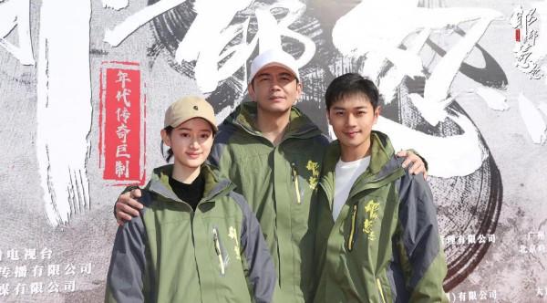 於震楊爍合作抗戰劇,兩大神劇男主同臺,《鬱鬱蔥蔥》開播要火 於震楊爍合作抗戰劇,兩大神劇男主同臺,《鬱鬱蔥蔥》開播要火