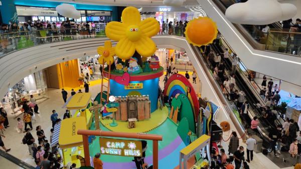 榮耀線下門店流量輸給小米，轉轉二手進入商超，價效比依然是賣點