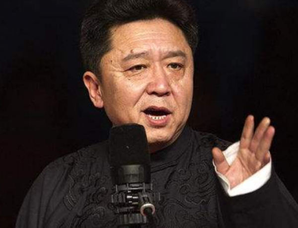 《小龍人》播出28年後，四位主角變路人，小龍套成了德雲社扛把子