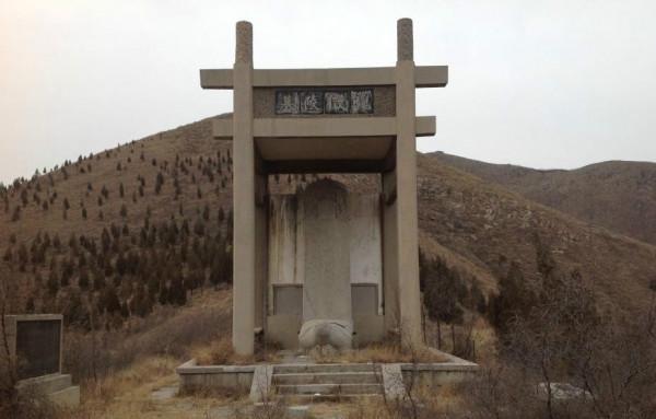 魏徵看著李建成無頭顱的屍體,嘆道:若從臣言,必無今日之禍 魏徵看著李建成無頭顱的屍體,嘆道:若從臣言,必無今日之禍