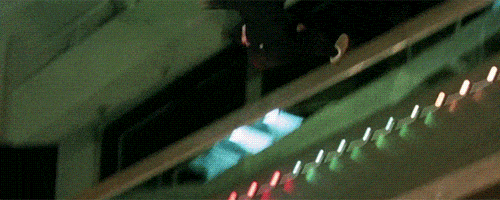 1天15億的春節檔，為什麼養不起這群最拼命的演員？