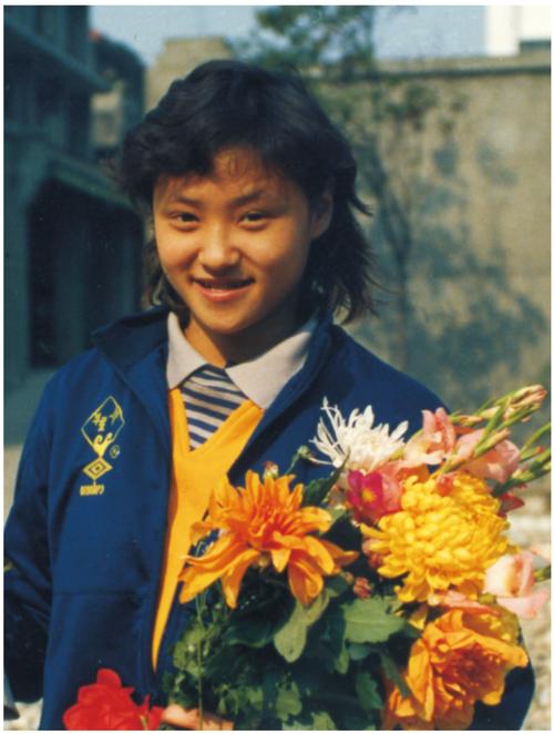 跳水女皇高敏：18歲奪奧運金牌，22歲卻巔峰退役，二婚老公是教授