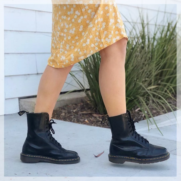 馬丁靴的30個穿搭示範，可甜可鹽，時髦炸了