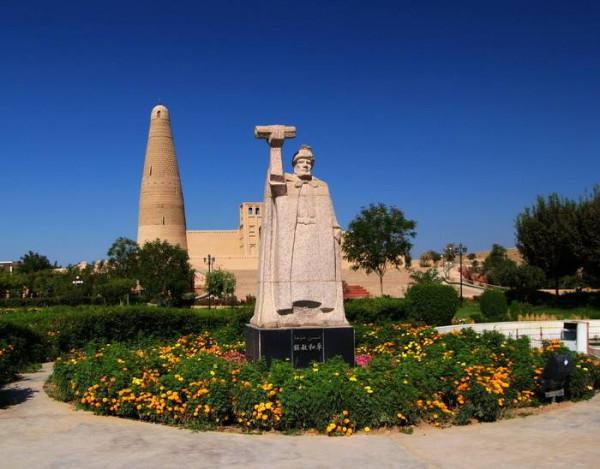 新疆一古建築，為當地建築史上的奇葩，背後意義重大結構奇特