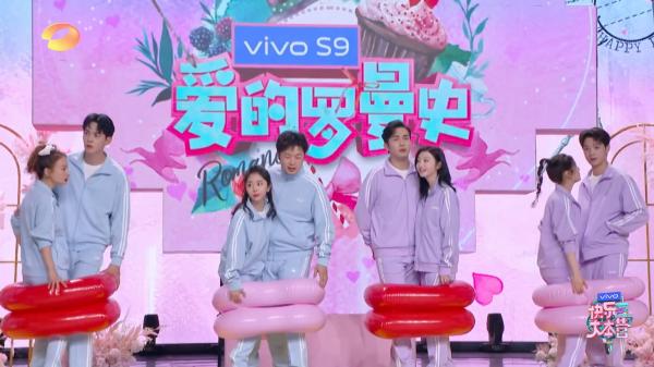 譚松韻和景甜都好可愛，穿相似的運動服，一個優雅一個甜