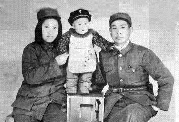 老紅軍闖中南海見毛主席要水泥不讓進，在紙條上寫外號，主席接見