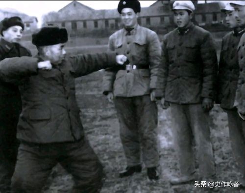 1955年授銜時，有十位開國上將被當場任命為軍區司令，他們都是誰