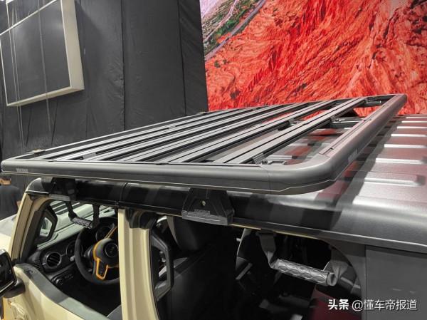 新車 | Jeep角鬥士“颶風”改裝概念車亮相廣州車展,重度改裝皮卡 新車 | Jeep角鬥士“颶風”改裝概念車亮相廣州車展,重度改裝皮卡