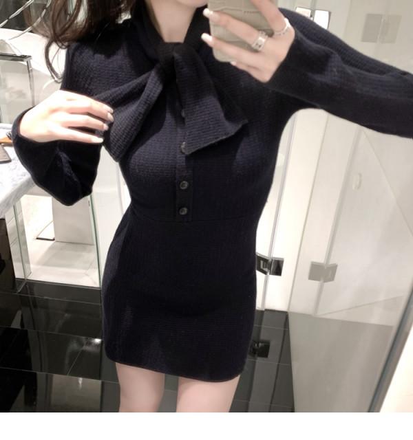 經典領結針織收腰氣質連衣裙，自帶一種讓人無法拒絕的優雅氣質