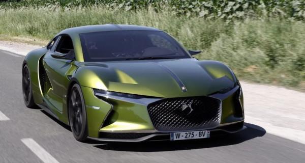 電動先鋒與鋼炮偶像交織的未來 | 2022新車通緝令