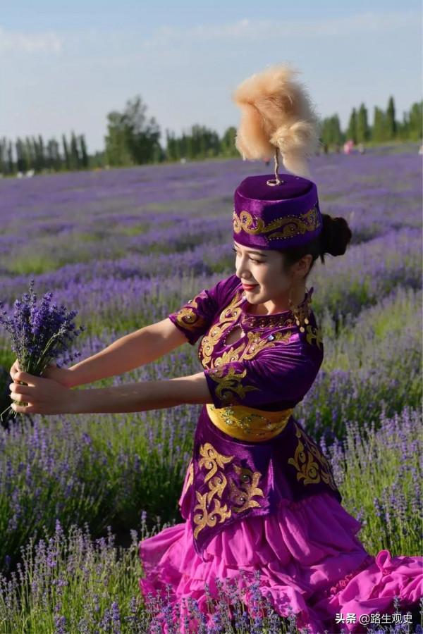 維吾爾族是怎樣從新疆南疆到達北疆的？如今，僅伊犁就有近80萬人