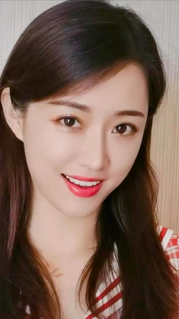 劉詩詩和三妮誰漂亮