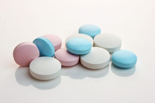 服用西地那非和他達拉非，該注意什麼？醫生提醒：這些細節很重要