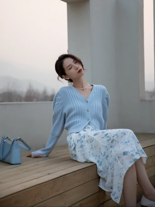 針織衫 +5件下裝，上班上學照著穿好看又時髦