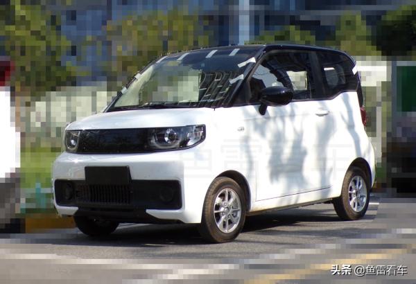 小塊頭也有大智慧,奇瑞QQ冰淇淋雙色版實車首拍,內飾亮點頗多 小塊頭也有大智慧,奇瑞QQ冰淇淋雙色版實車首拍,內飾亮點頗多