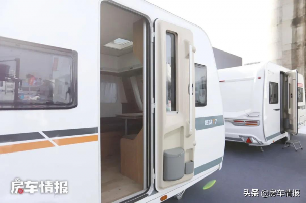 覽眾新款房車來了，空間夠大設計酷似酒店客房，一家4口住特輕鬆
