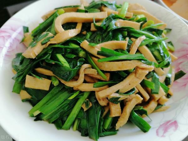 初春，飲食要“護肝”，要多吃6樣，少喝3樣，應季而食，健康入春