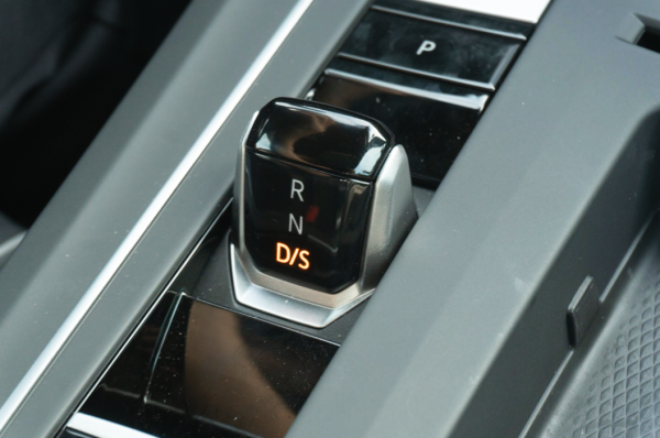 即使95#已到8元時代,也有每公里5毛的燃油車,零百8s內 即使95#已到8元時代,也有每公里5毛的燃油車,零百8s內