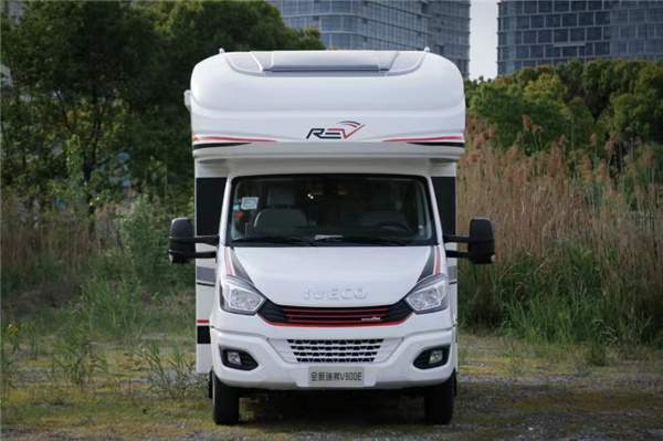 瑞弗房車旗下高性價比產品V800E，美式依維柯不拓展房車