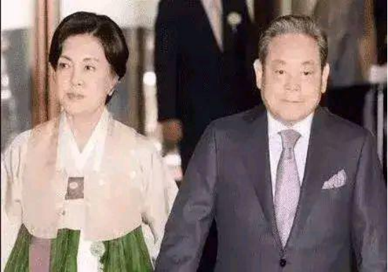 三星小公主李尹馨：天使面孔10億身家，卻為窮小子殉情，值得麼