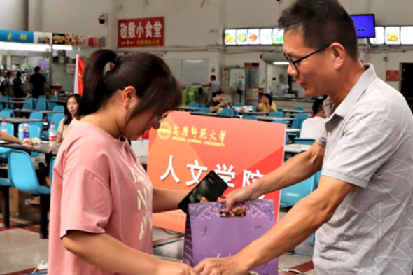 部分大學生將迎來壞訊息，可能無法畢業，大學四年也許讀了個寂寞