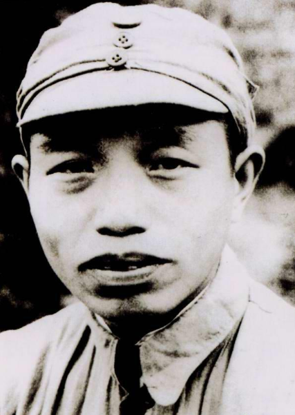 毛澤東面對30萬敵軍圍剿，卻下令我軍原地睡覺3天，有何計策？