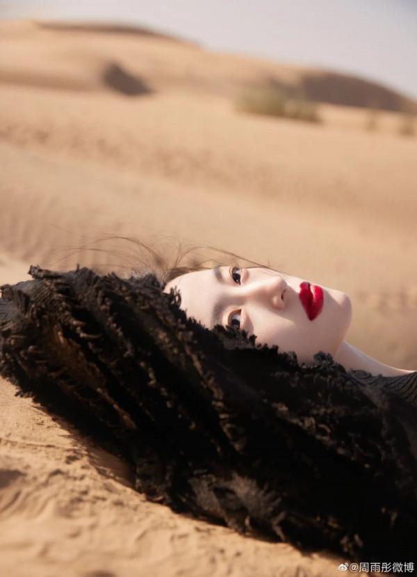 嚴肅護膚 | 讓趙麗穎誇漂亮的嘴，到底要下多少功夫