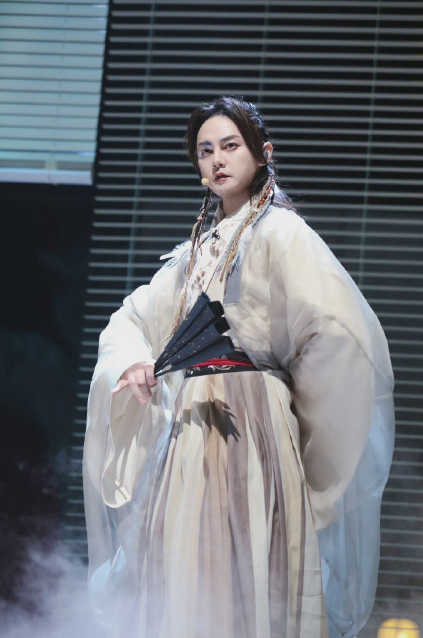 年末8部新劇開機，金晨郭京飛白敬亭，你期待哪一部早日殺青呢？