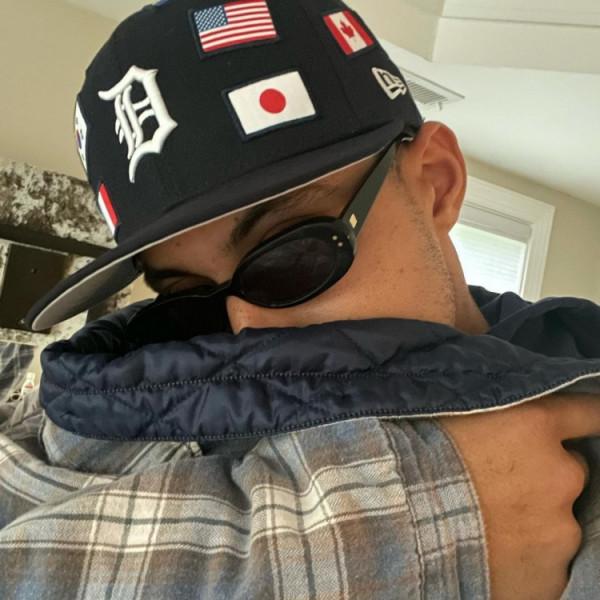 芭比粉褲子！庫茲馬更新社媒曬出近期個人照