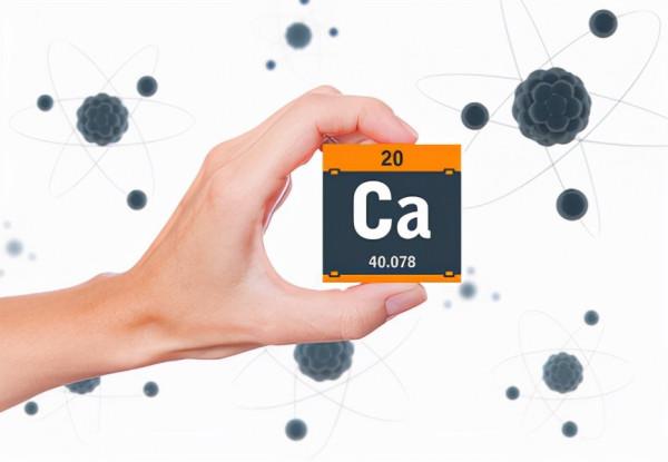 人體最佳補鈣時間,是早上還是晚上?聽聽醫生怎麼 人體最佳補鈣時間,是早上還是晚上?聽聽醫生怎麼