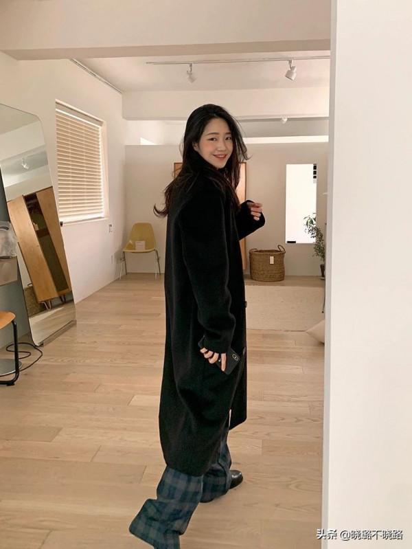 “呢大衣+短靴”,才是40歲女人秋冬該有的打扮,時髦優雅又高階 “呢大衣+短靴”,才是40歲女人秋冬該有的打扮,時髦優雅又高階