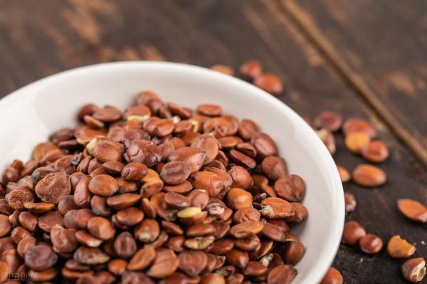 少年戒色，中年戒鬥，晚年戒強：守好三戒延年益壽