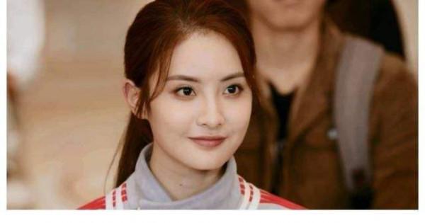 富婆的廁所！賴雨濛高檔護膚品成山，喊話助理：不開美顏拉黑開除