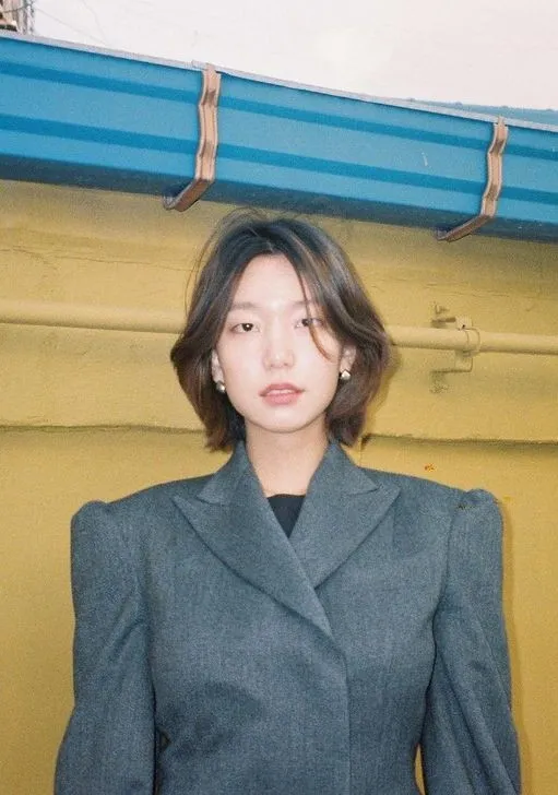 這個被嘲矮的超模火了!一臉硬傷,為啥還被Dior、Prada搶著寵? 這個被嘲矮的超模火了!一臉硬傷,為啥還被Dior、Prada搶著寵?