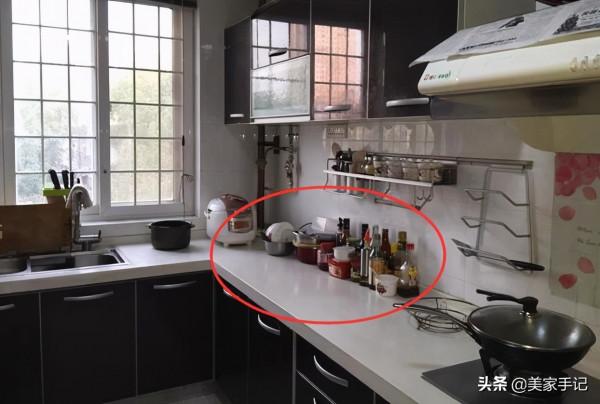 入住3年的廚房，乾淨整潔不是媳婦會收拾，而是錢都花在了刀刃上