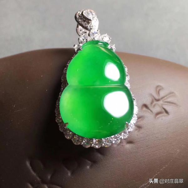 翡翠戴久了會變種？人養玉，玉養人的科學依據是什麼？