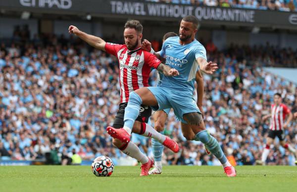 英超殘酷一幕:克洛普揮拳狂歡,瓜迪奧拉仰頭長嘆,曼城意外掉隊 英超殘酷一幕:克洛普揮拳狂歡,瓜迪奧拉仰頭長嘆,曼城意外掉隊