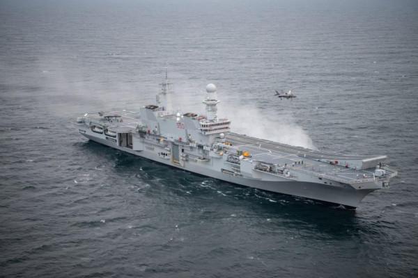 義大利2艘航母有多強？不用艦載機、單挑打海戰，福特級不是對手