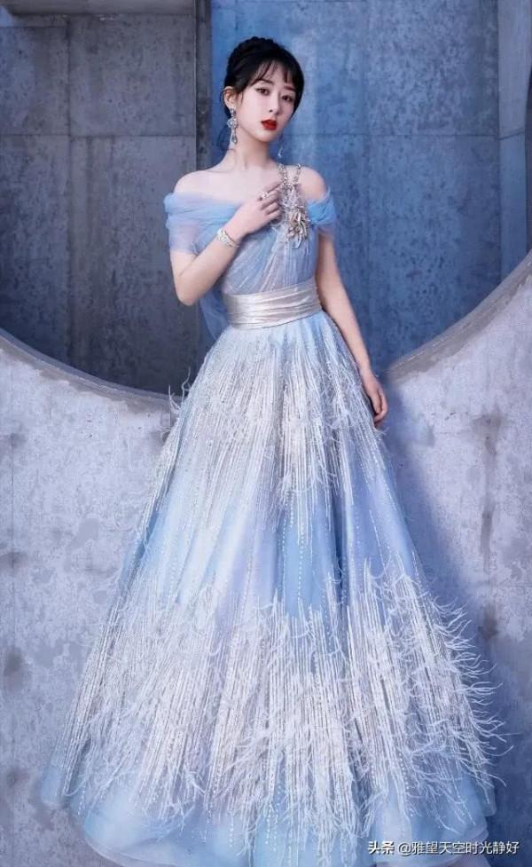 盤點 楊紫的女神衣櫥之絕美禮服裙大賞 瘦下來的小猴子越來越漂亮了 盤點 楊紫的女神衣櫥之絕美禮服裙大賞 瘦下來的小猴子越來越漂亮了