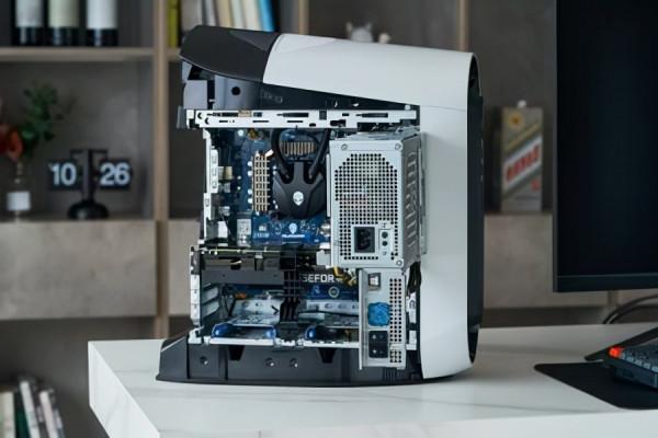 外星人AURORA R12桌上型電腦評測：仍然提供最好的遊戲體驗