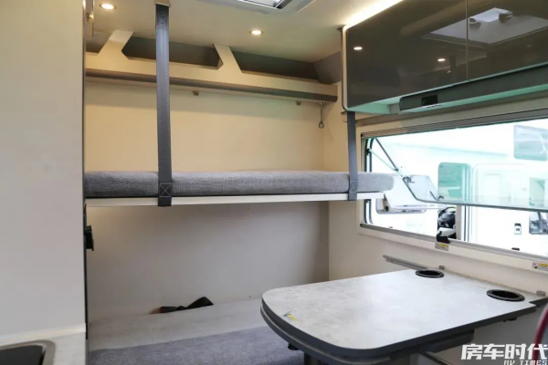 覽眾自由炮B 輕型越野旅居車 巧妙空間設計 配置齊全 輕鬆出行 覽眾自由炮B 輕型越野旅居車 巧妙空間設計 配置齊全 輕鬆出行